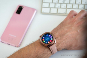 Samsung Galaxy Watch 4 ผ่านการรับรองแล้วแต่เขาจะไม่แถมอะแดปเตอร์ชาร์จมาให้
